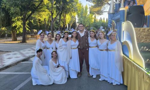 desfile-bellaybestia-teatrosalesgu-15