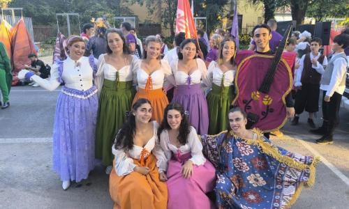 desfile-bellaybestia-teatrosalesgu-17