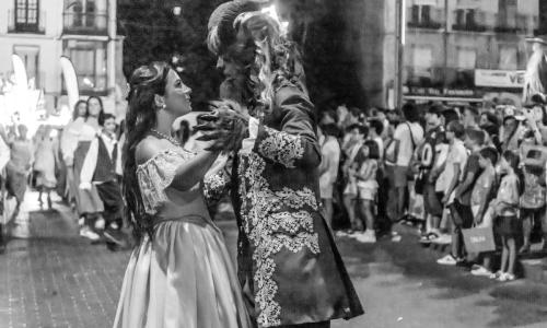 desfile-bellaybestia-teatrosalesgu-2