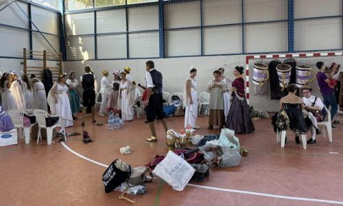 desfile-bellaybestia-teatrosalesgu-5