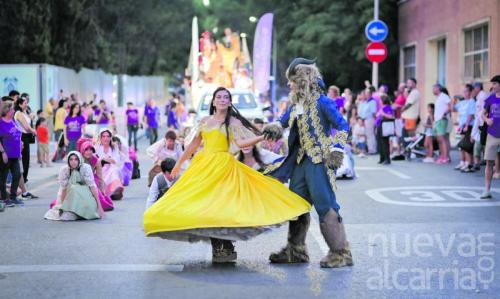 desfile-bellaybestia-teatrosalesgu-7